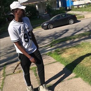 Meet your Posher, Ira